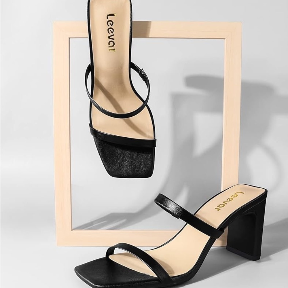 Leevar low heeled sandals
